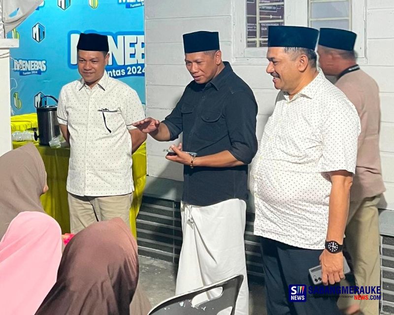 Mahmuzin Taher-Iskandar Budiman Gelar Syukuran dan Konvoi Becak ke Lokasi Pengundian Nomor Urut Pilkada Kepulauan Meranti