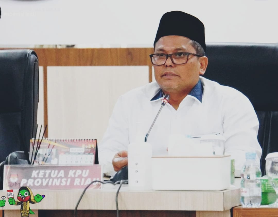 Heboh Video Seorang Panelis Debat Pilkada Bertemu Calon Wakil Gubernur SF Hariyanto, Netralitas KPU Riau Dipertanyakan? 