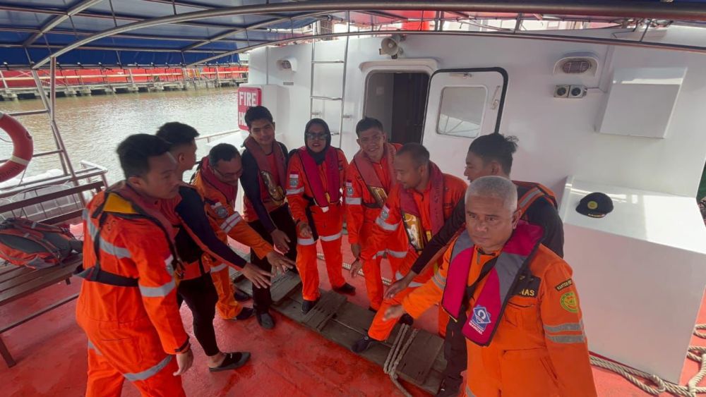 Kapal Bocor, Seorang Nelayan di Rokan Hilir Hilang di Laut