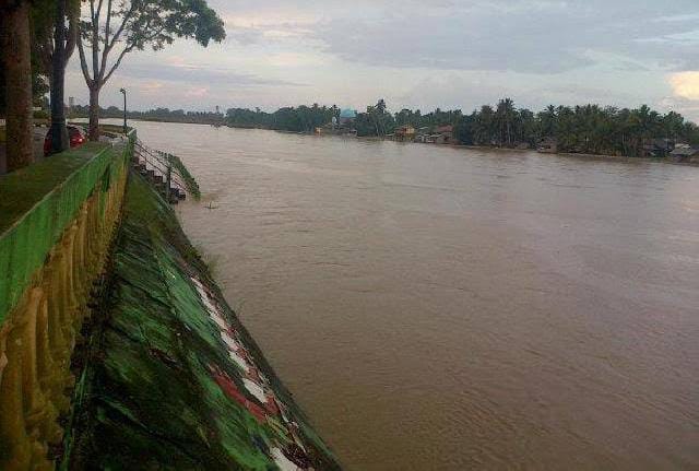 Waspada Kiriman dari Sumbar, BPBD Kuansing : Debit Air Sungai Kuantan Masih Tergolong Normal