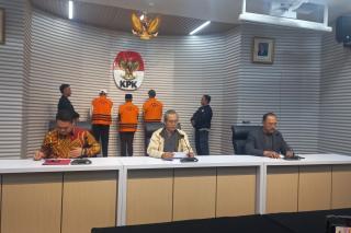 Apes Gubernur Bengkulu Diciduk KPK, Padahal Ikut Berlaga di Pilkada Diusung Koalisi Golkar