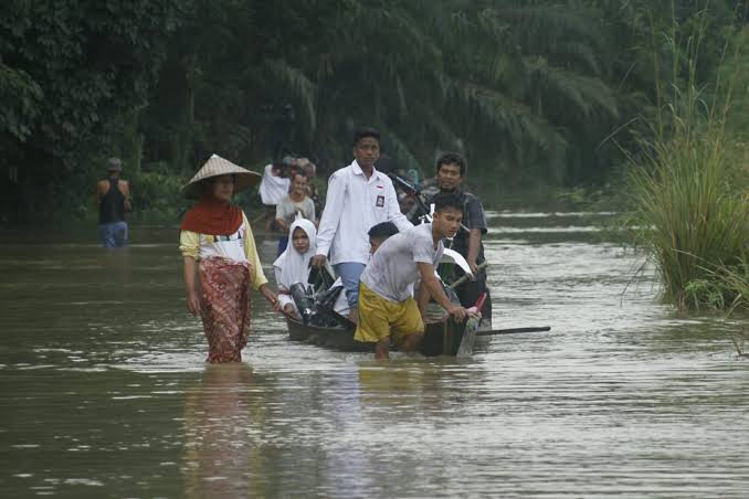 3 Kabupaten di Riau Tetapkan Status Siaga Darurat Banjir