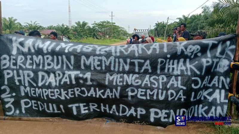 Warga di Rohil Aksi Damai Protes PT Pertamina Hulu Rokan, Tuntut Perbaikan Jalan