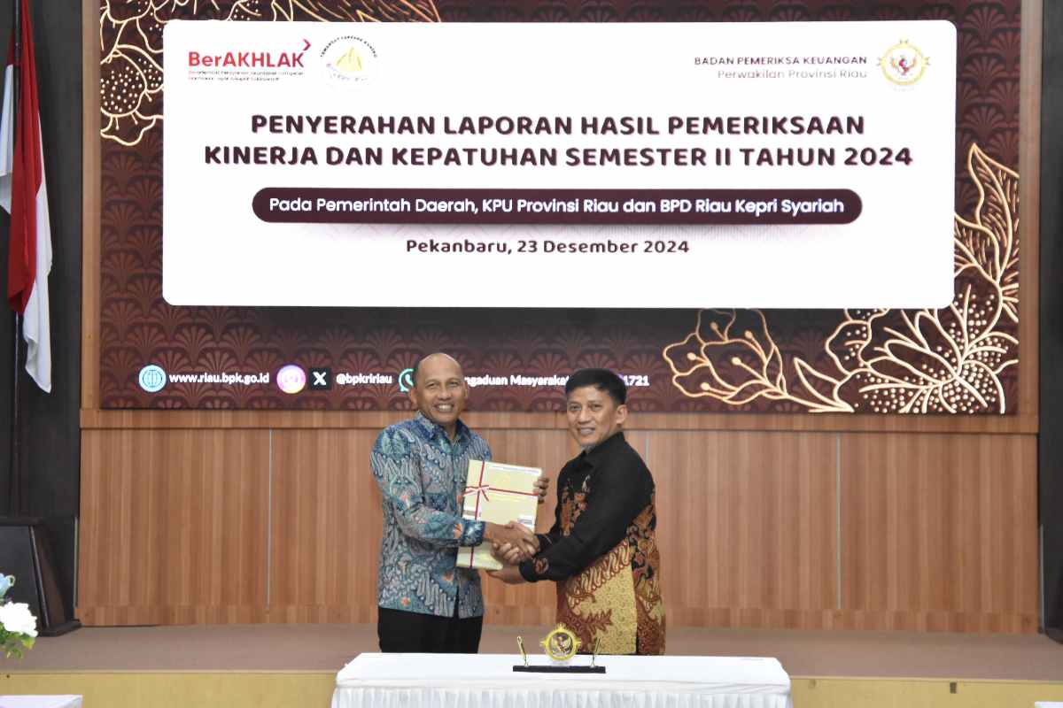 Bank Riau Kepri Syariah Terima Laporan Hasil Pemeriksaan Kinerja dan Kepatuhan Semester II Tahun 2024