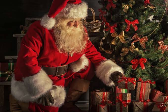 Awal Mula Santa Claus Pakai Kostum Warna Merah dan Putih