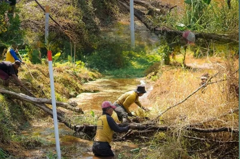 Dinas PUPR Kota Pekanbaru Gencarkan Pembersihan Aliran Drainase dan Sungai 