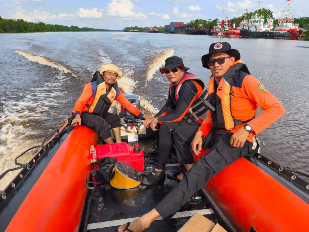 ABK Warga Negara Malaysia Hilang Usai Tergelincir di Sungai Siak