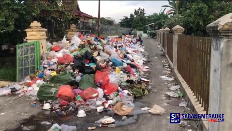 Tumpukan Sampah di Kota Pekanbaru Membuat Resah Masyarakat