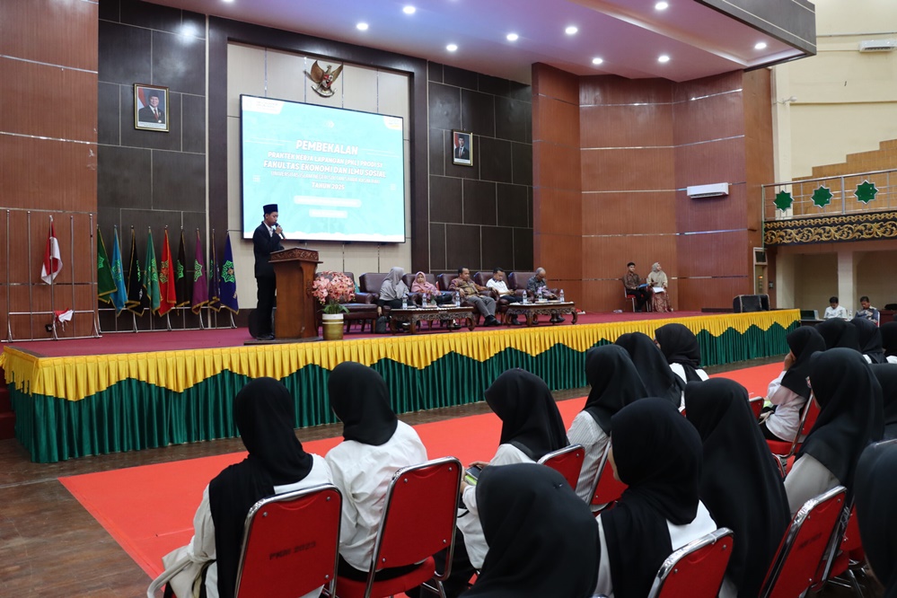 UIN Suska Riau Siapkan Mahasiswa Menghadapi Dunia Kerja Lewat Praktek Kerja Lapangan  