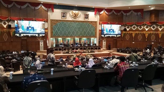 DPRD Riau Umumkan Paslon Gubernur Terpilih, Abdul Wahid-SF Hariyanto Justru Kompak Tak Hadir