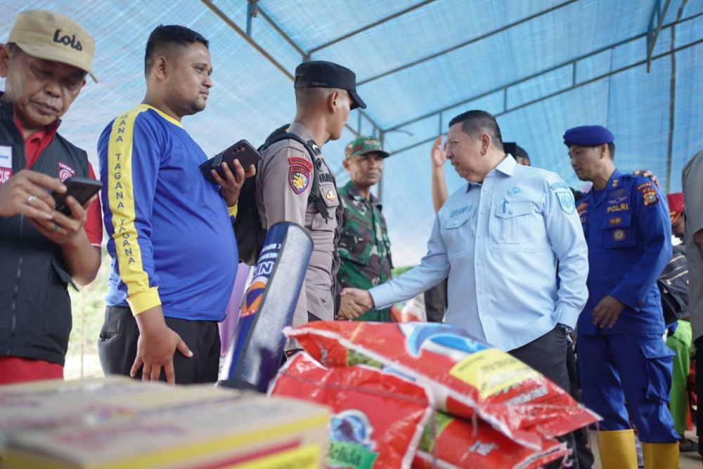 Pemprov Riau Salurkan Bantuan untuk Korban Banjir