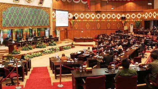 Anggota DPRD Riau Malas Ikut Rapat Paripurna, Badan Kehormatan Janji Beri Teguran