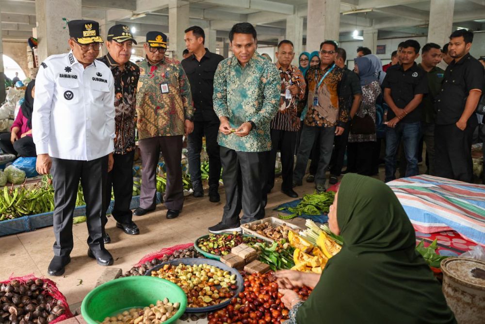 Gegara Banjir Harga Cabai 