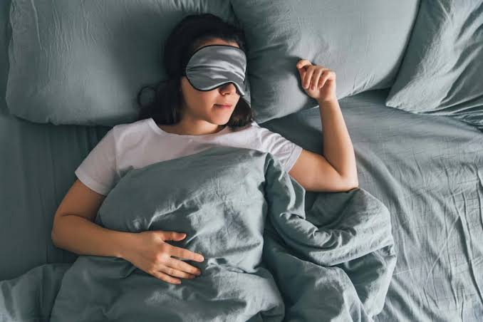 5 Posisi Tidur Ini Bisa Bawa Keberuntungan Menurut Feng Shui