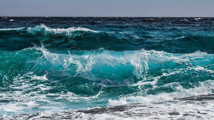 Terombang-ambing Selama Tiga Hari di Laut Selat Malaka, 3 Nelayan Berhasil Dievakuasi