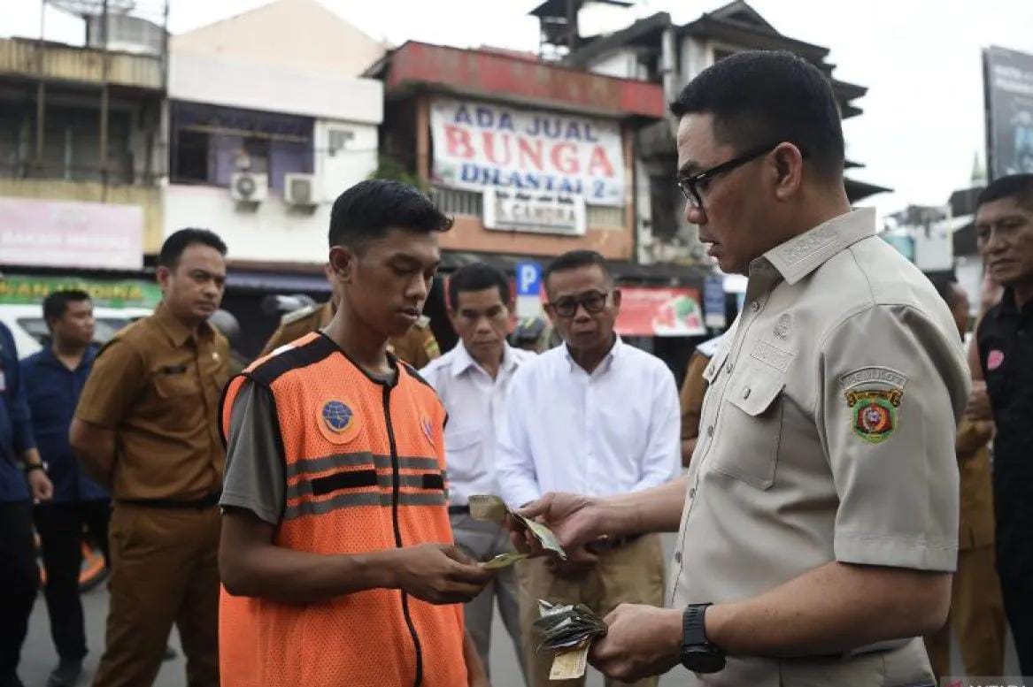 Wawako Markarius Klaim Potensi Penerimaan Parkir Kota Pekanbaru Tembus Rp 125 Miliar