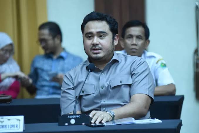 Anggota DPR Minta Kepala Daerah yang Tak Ikut Retret Dijatuhi Sanksi