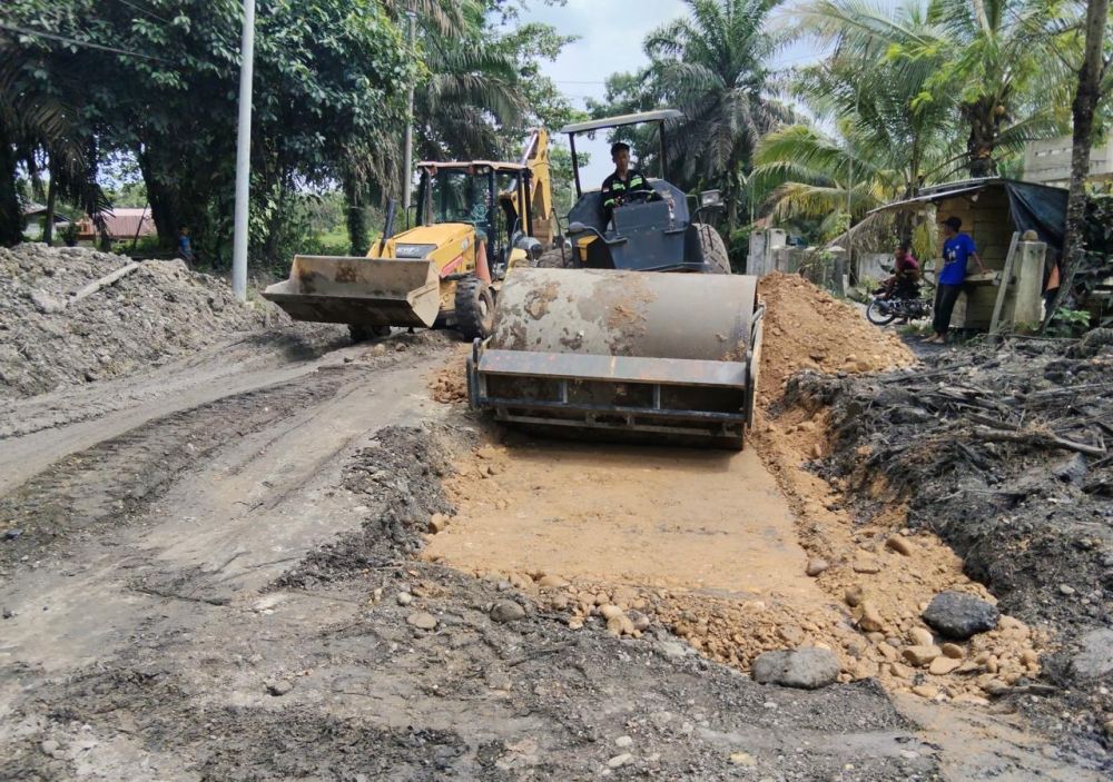 Jalan Lintas Pekanbaru-Kuansing Rusak Parah, BPJN Lakukan Perbaikan