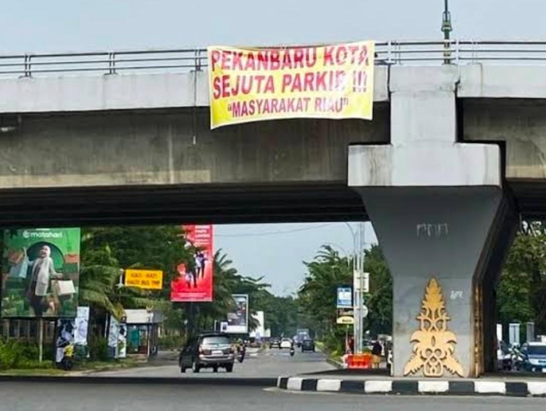 Polemik Penurunan Tarif Parkir Kebijakan Wako Agung Nugroho, Juru Parkir: Pejabat Pekanbaru Cuma Bisa Ngomong Aja, Kami Masih Setoran Lama! 