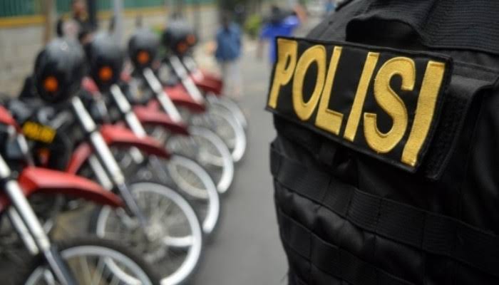 Negara Kaya Sumber Daya Alam Ini Bangkut Gara-gara Polisinya Foya-foya