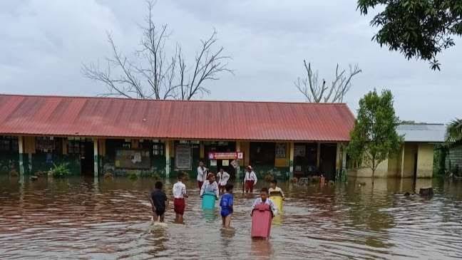 Banjir Parah di Pelalawan, 24 Sekolah Terpaksa Diliburkan