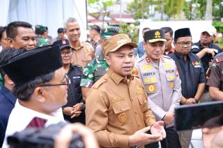 r[judul]