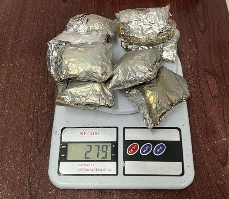Petugas Gagalkan Penyelundupan Sabu di Bandara SSK II Pekanbaru