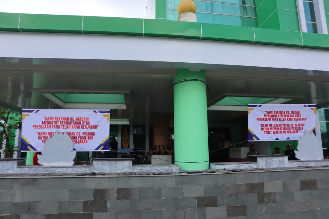 Ruangan RS Madani Disegel Kontraktor, Pj Sekdako Pekanbaru Zulhelmi: Tak Bisa Dibayar karena Gak Ada Kontrak!