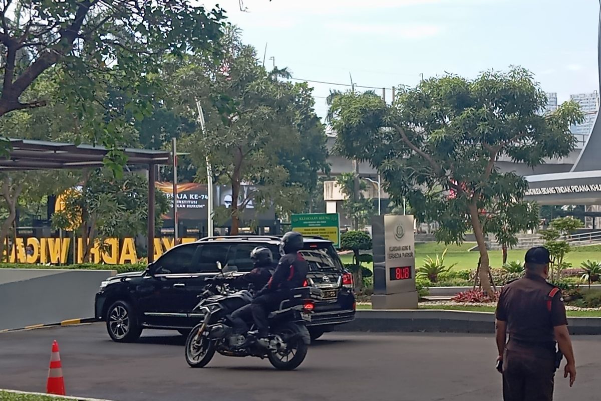Isu Panas Pergantian Jaksa Agung, ST Burhanuddin Dikabarkan Masih Masuk Kantor