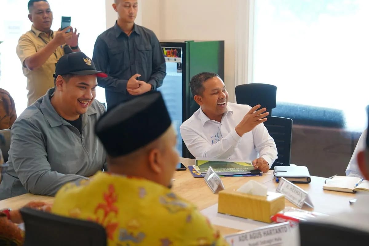 Gubernur laporkan kondisi Stadion Utama Riau ke Menpora