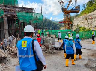 Direksi PLN Tinjau Progres Pembangunan PLTA Batang Toru