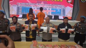 Polda Riau Sita 15 Kg Sabu dari Sejoli di Pekanbaru