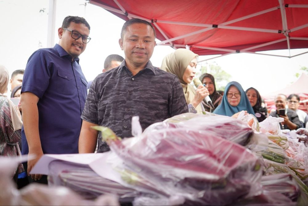Gelar Pasar Murah di Bengkalis, Gubri Abdul Wahid: Ini Wujud Adil untuk Seluruh Warga