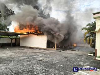 Asap Hitam Menyapu Harapan, MDA Al Muhtadin Ludes di Selatpanjang Terbakar Menjelang Wisuda