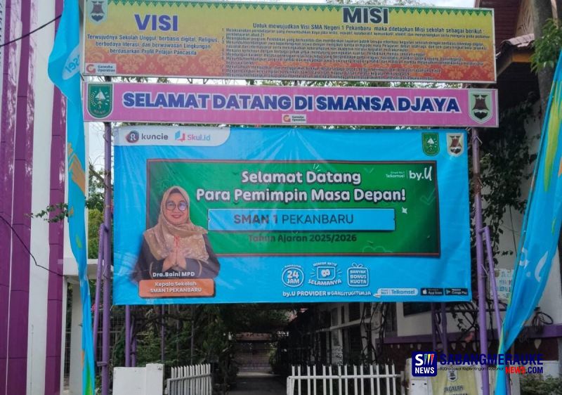 Omon-omon Klaim Dapodik Dikunci, Sekolah SMA Negeri di Pekanbaru Terima Ratusan Siswa Tambahan di Luar Kuota SPMB