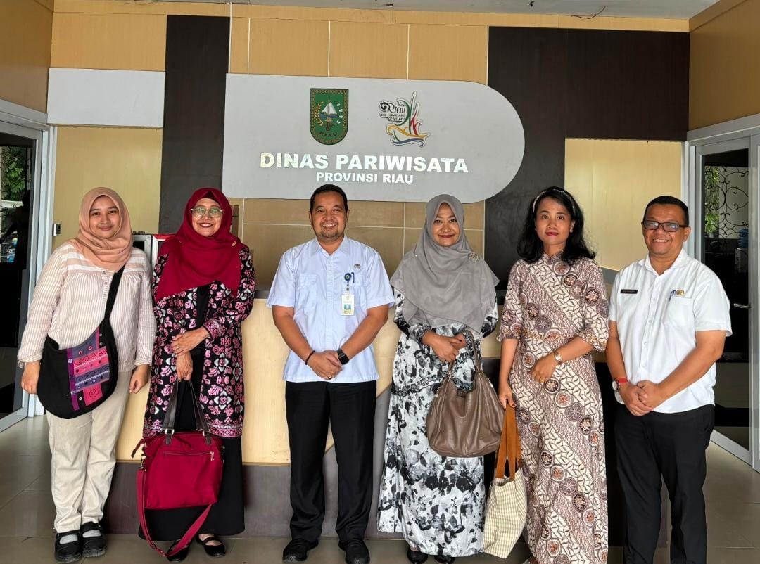 Tim FEB Unri Berkunjung ke Dinas Parekraf Provinsi Riau, RICEBA & RICS 2025 Jadi Ajang Promosi Pariwisata dan Budaya Riau ke Panggung Internasional