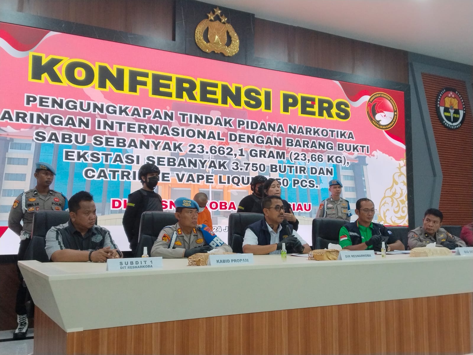 Ditresnarkoba Polda Riau Tangkap Kurir Narkoba Senilai Rp 25 M, Sempat Kabur, Pelaku Akhirnya Ditangkap Saat Mau Lamaran