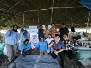 r[judul]