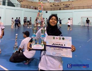 r[judul]