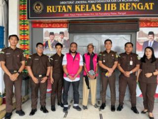r[judul]
