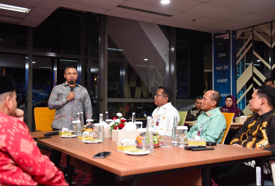 Perkuat Dukungan Layanan Keuangan, Pemprov Riau Teken MoU dengan BRK Syariah 
