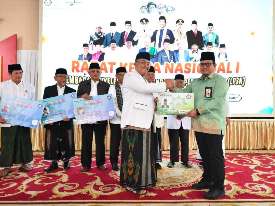 Anggota PERTI Kini Miliki Kartu Keanggotaan Elektronik Money dari BRK Syariah