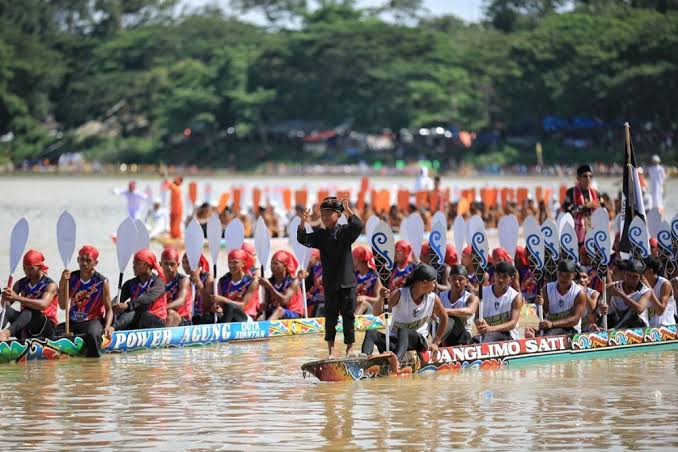 Dijadwalkan Dibuka Wapres Gibran, Pacu Jalur Jadi Sorotan Nasional