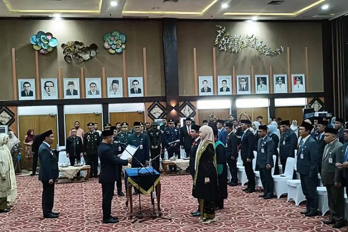 Wali Kota Kembali Tunjuk Zulhelmi Arifin Sebagai Pj Sekda Pekanbaru