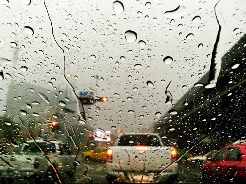 BMKG: Waspada Hujan Lebat Disertai Petir di Riau Malam hingga Dini Hari