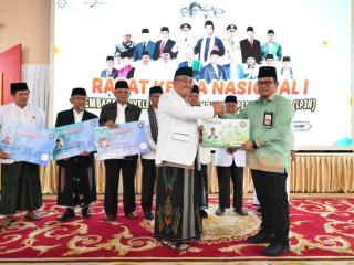 r[judul]