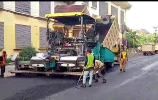 UPT Jalan Jembatan Wilayah 1 PUPRPKPP Riau Lakukan Overlay Jalan Setia Maharaja Pekanbaru