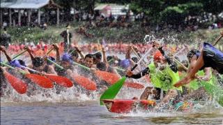 Pacu Jalur di Kuansing Diklaim Dorong Pertumbuhan Ekonomi Riau