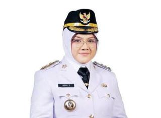 r[judul]