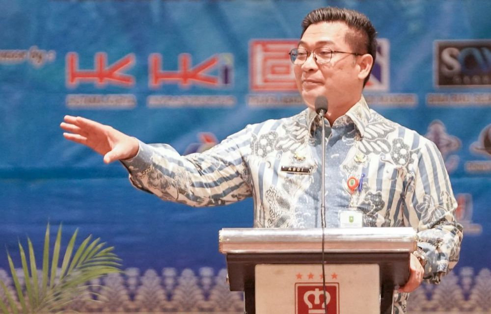 Sekdaprov Riau: Pembangunan Jalan Harus Sentuh Hingga ke Desa! 